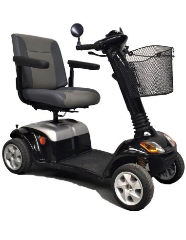 Scooter électrique senior et handicapé médicalisé Kymco Super 6 et 8 en Noir, en biais devant