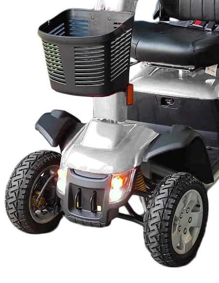 Vue de face en détail de scooter PMR Pride XL140 et XL 140S en gris argent